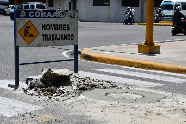 CORAASAN nivela 500 registros de aguas residuales de calles y avenidas de Santiago