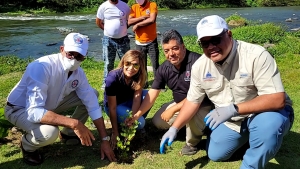 Coraasan, Apedi y Fondo Agua realizan jornada de forestaci&oacute;n en el marco del D&iacute;a Mundial del Agua