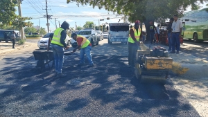 Coraasan desarrollo amplio programa de bacheo en zonas intervenidas