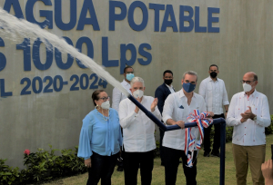 Presidente pone en funcionamiento Acueducto Cienfuegos
