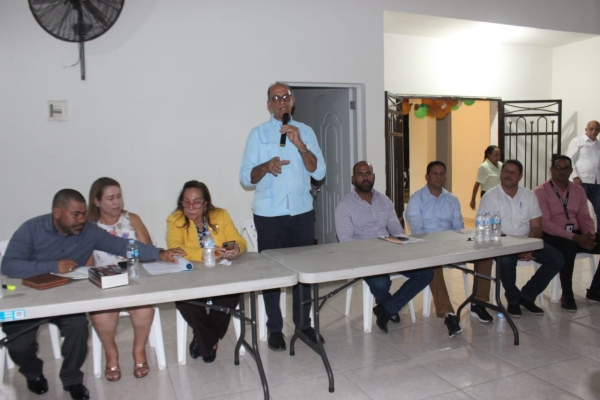 Coraasan socializa con comunitarios zona suroeste avances de trabajos en Bella Vista
