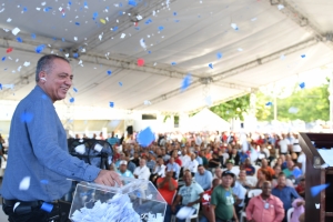 CORAASAN conmemora D&iacute;a del Trabajador y rifa apartamento