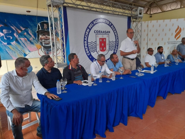 CORAASAN invierte 200 millones para mejorar servicios de agua potable y residuales en Tamboril