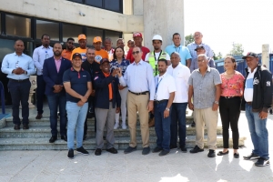 Coraasan pone a disposici&oacute;n ambulancia y unidades vehiculares a Defensa Civil para operativo Semana Santa 2022