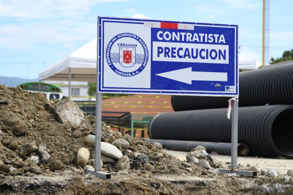 Avanzan trabajos de soluciones de agua potable y saneamiento en Cienfuegos