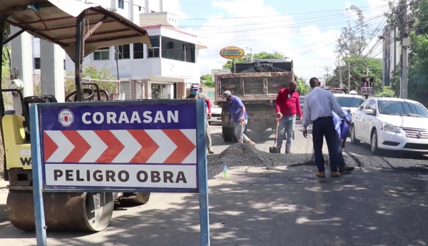 Coraasan lleva a cabo plan de bacheo en v&iacute;as intervenidas en Santiago