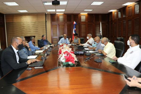 Avanza programa de desarrollo en beneficio de Santiago
