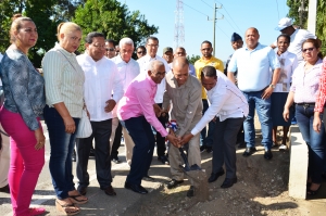 CORAASAN inicia construcci&oacute;n l&iacute;nea de impulsi&oacute;n acueducto &ldquo;Ciudad Juan Bosch-La Canela&rdquo;