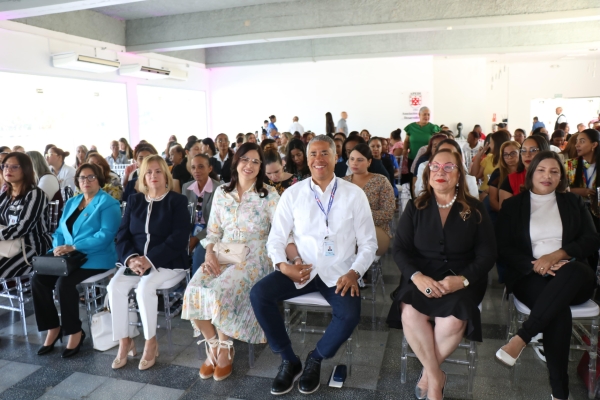 Coraasan reconoce a m&aacute;s de 40 colaboradoras en evento "Mujeres Imparables